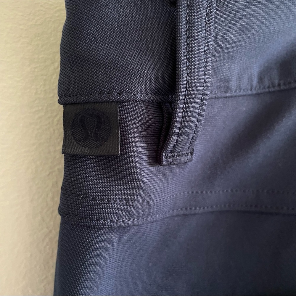 Lululemon Men's ABC Pant Classic Size 38 - Picture 2 of 7